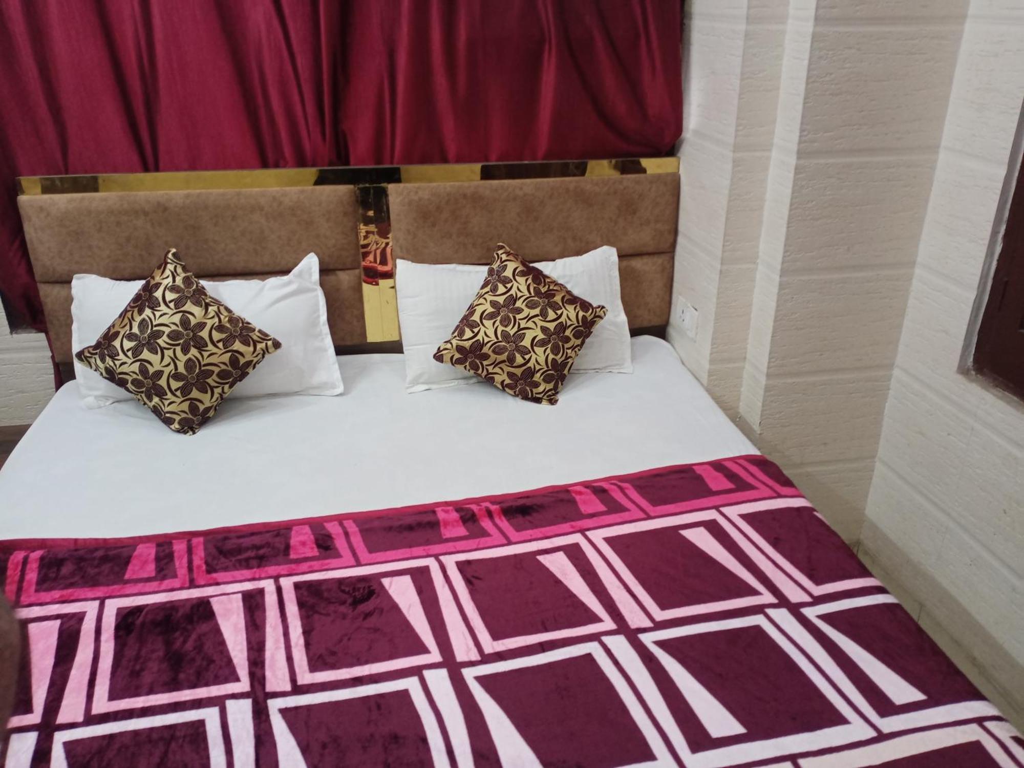 Arora Guest House Amritsar Exteriér fotografie