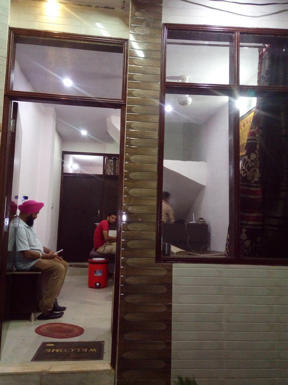 Arora Guest House Amritsar Exteriér fotografie